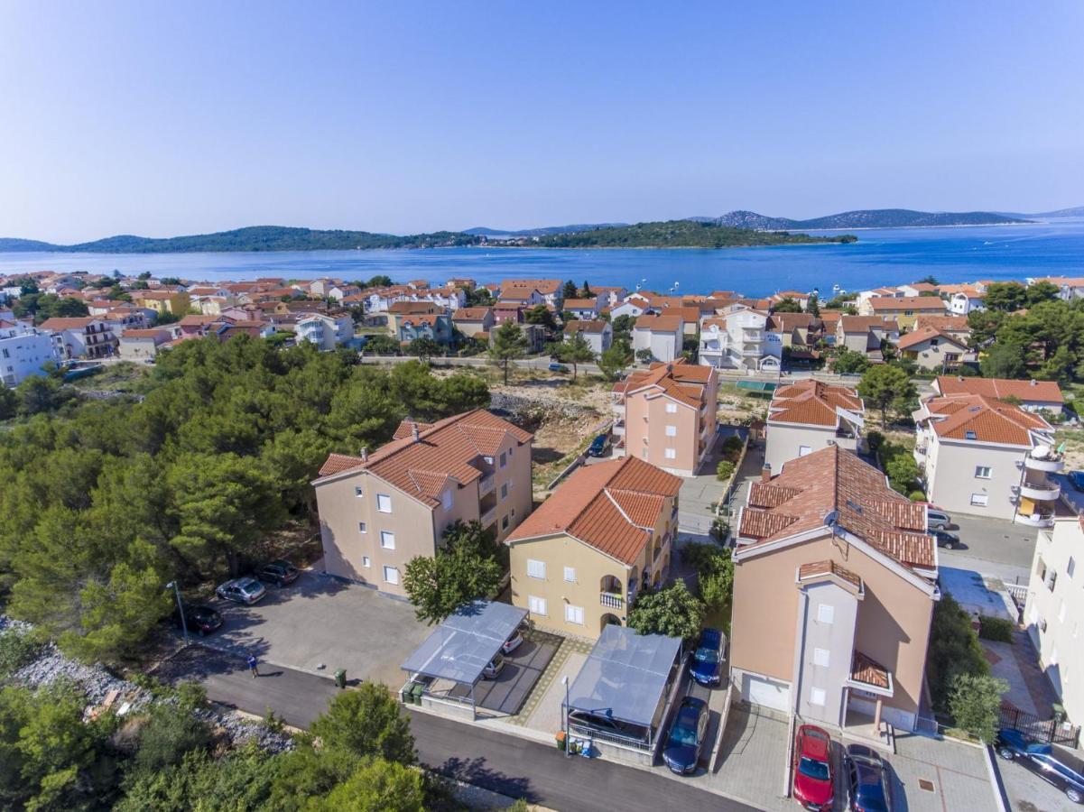 Apartments Dalibor ヴォディツェ エクステリア 写真
