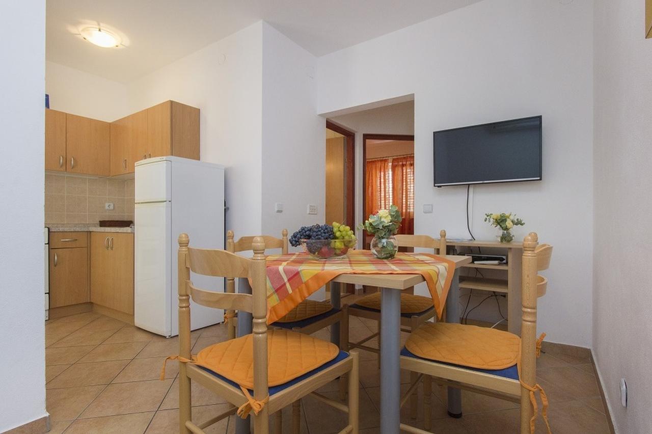 Apartments Dalibor ヴォディツェ エクステリア 写真